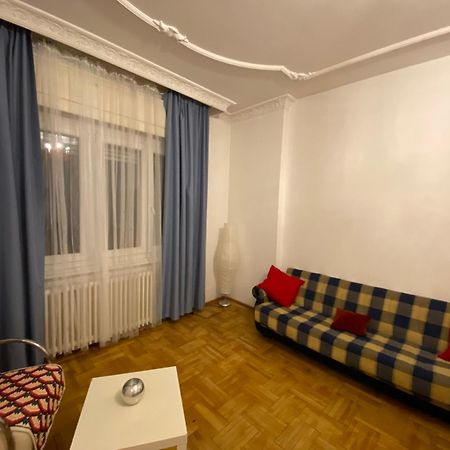 Apartment With Balcony And Ac Next To Danube Будапеща Екстериор снимка