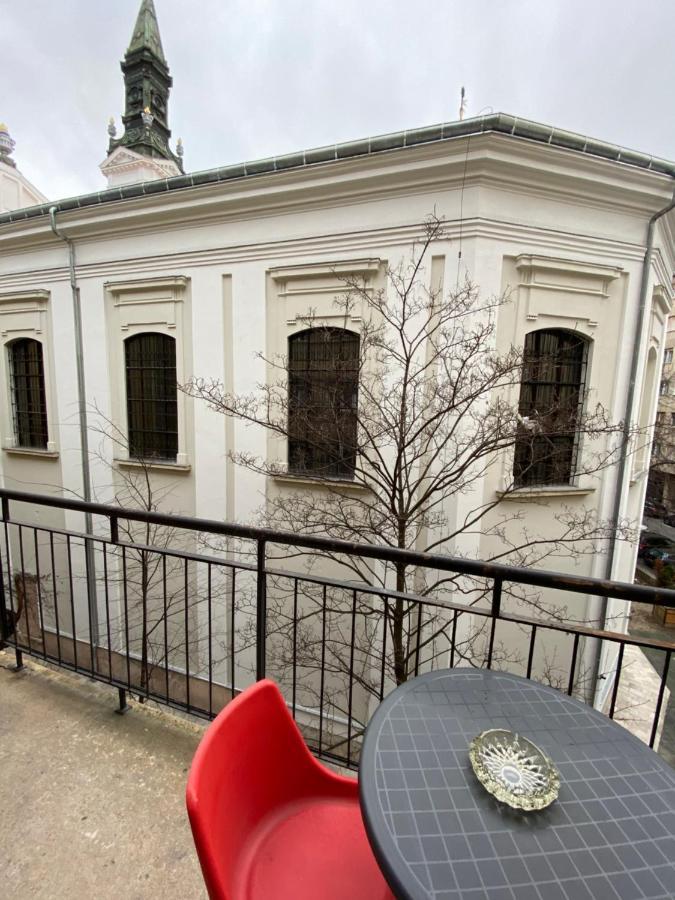 Apartment With Balcony And Ac Next To Danube Будапеща Екстериор снимка