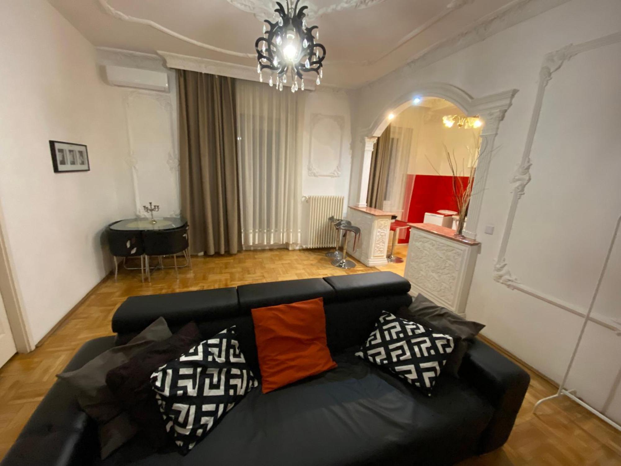 Apartment With Balcony And Ac Next To Danube Будапеща Екстериор снимка