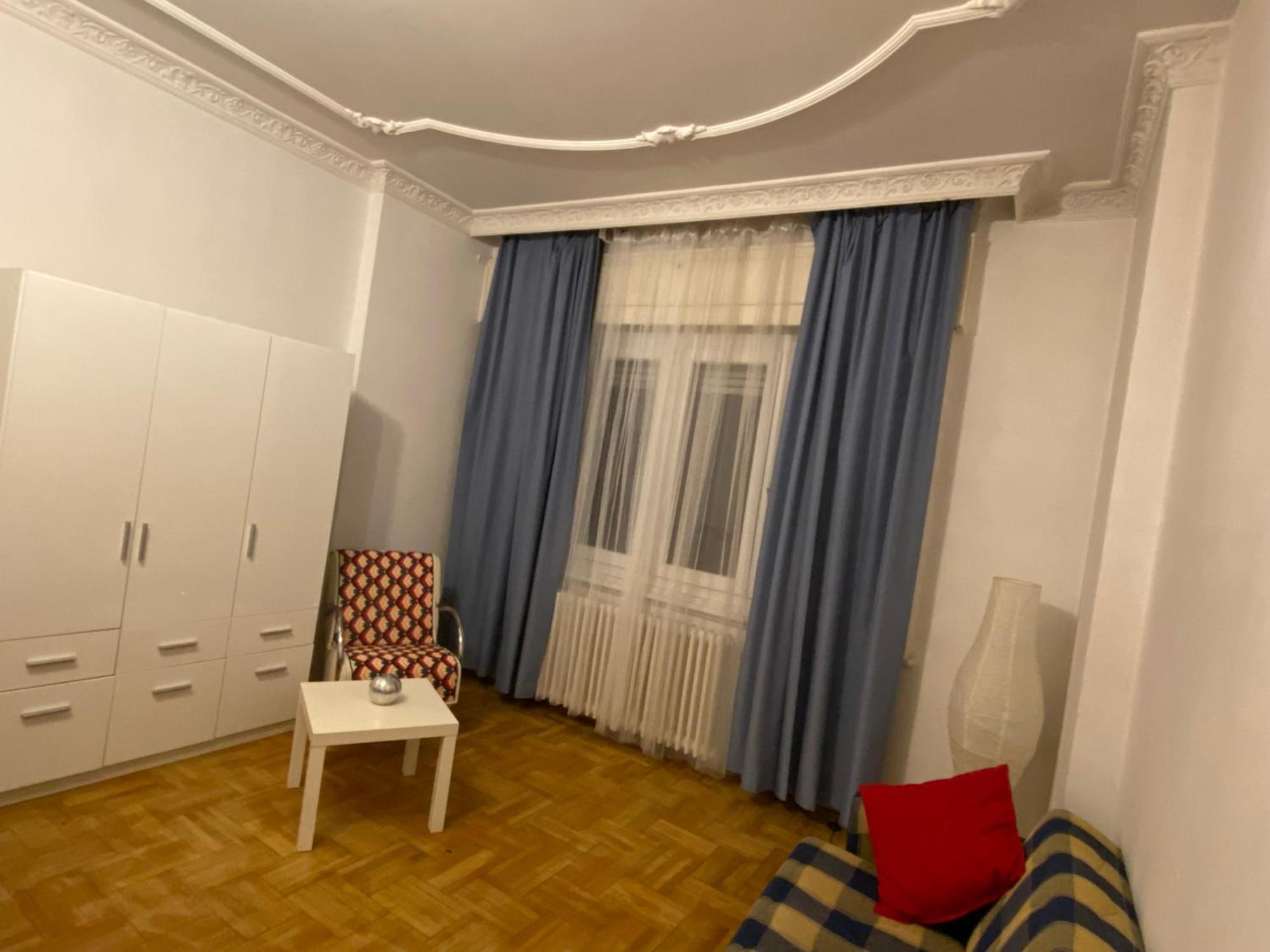 Apartment With Balcony And Ac Next To Danube Будапеща Екстериор снимка
