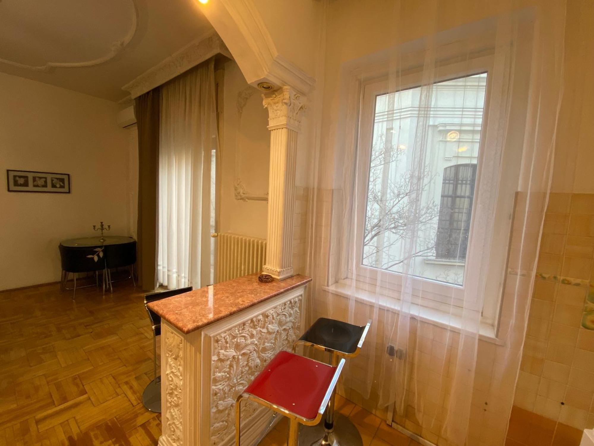 Apartment With Balcony And Ac Next To Danube Будапеща Екстериор снимка